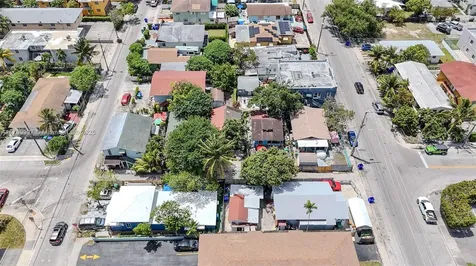 1800 SW 3rd Street #D Miami FL 33135