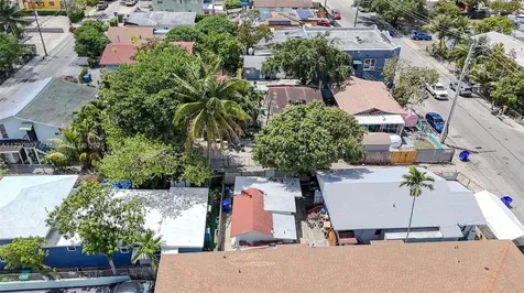 1800 SW 3rd Street #D Miami FL 33135