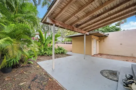 1255 SW 16th Street Miami FL 33145