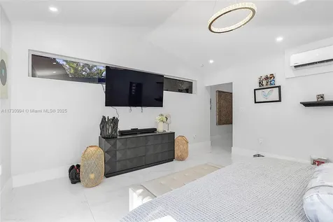 7620 SW 105th Terrace Pinecrest FL 33156