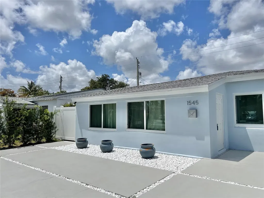 1545 NE 175th Street North Miami Beach FL 33162