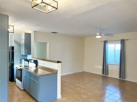 1545 NE 175th Street North Miami Beach FL 33162