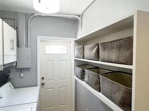 1545 NE 175th Street North Miami Beach FL 33162