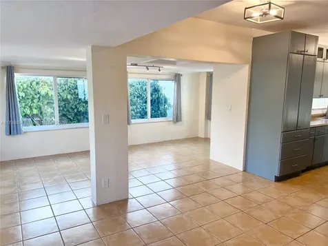 1545 NE 175th Street North Miami Beach FL 33162