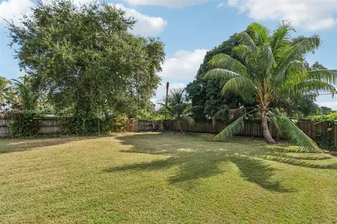 1230 NE 144th Street Miami FL 33161