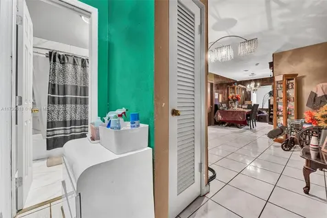 1940 NW 135th Street Miami FL 33167