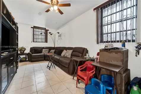 1940 NW 135th Street Miami FL 33167
