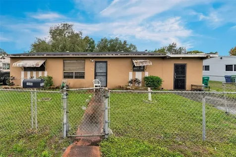 1940 NW 135th Street Miami FL 33167