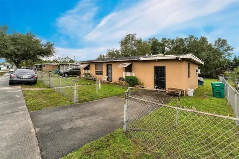 1940 NW 135th Street Miami FL 33167