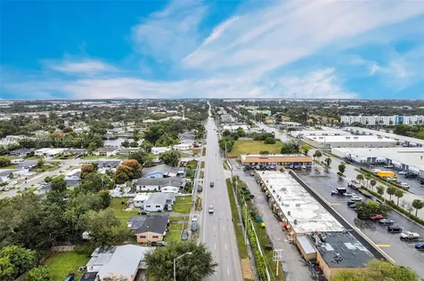 1940 NW 135th Street Miami FL 33167