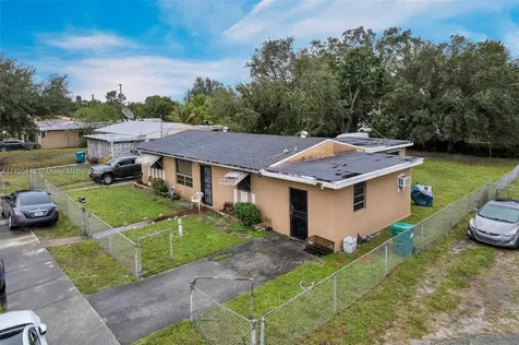 1940 NW 135th Street Miami FL 33167