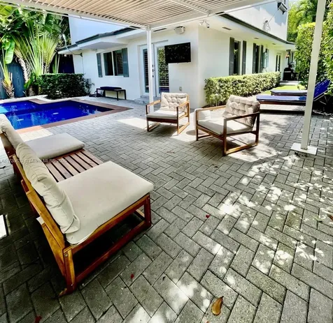 491 SW 22nd Road Miami FL 33129