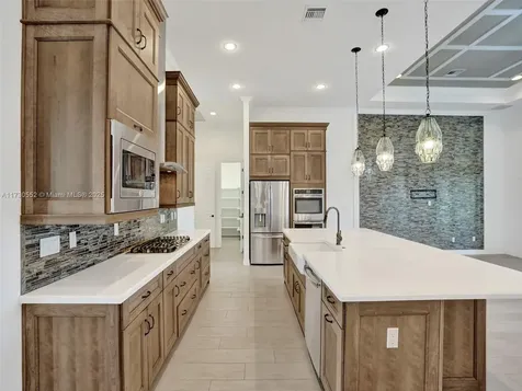 9449 Vallen Court Parkland FL 33076