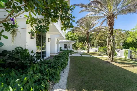 6790 SW 76th Terrace South Miami FL 33143