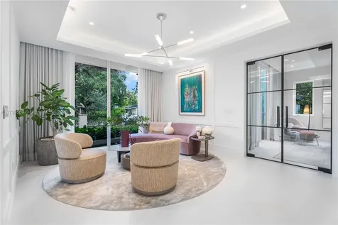 6790 SW 76th Terrace South Miami FL 33143