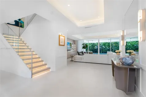 6790 SW 76th Terrace South Miami FL 33143