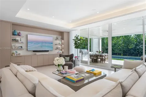 6790 SW 76th Terrace South Miami FL 33143