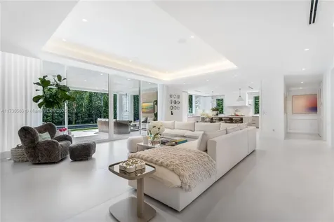 6790 SW 76th Terrace South Miami FL 33143