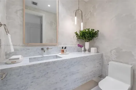 6790 SW 76th Terrace South Miami FL 33143