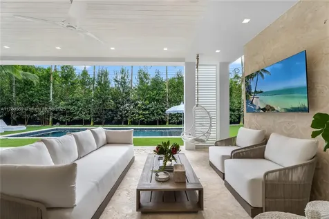 6790 SW 76th Terrace South Miami FL 33143
