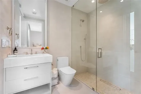 6790 SW 76th Terrace South Miami FL 33143