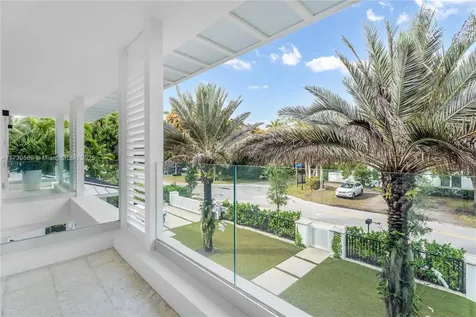 6790 SW 76th Terrace South Miami FL 33143