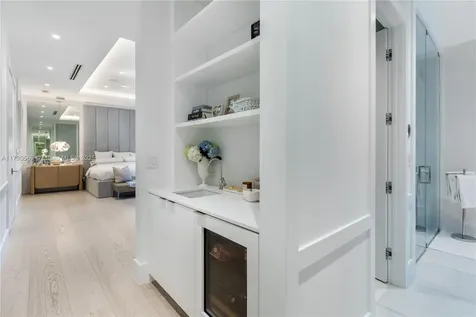6790 SW 76th Terrace South Miami FL 33143