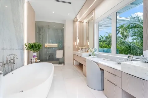 6790 SW 76th Terrace South Miami FL 33143