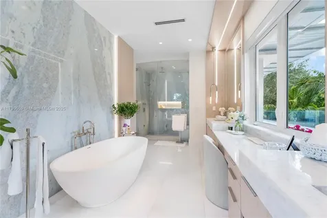 6790 SW 76th Terrace South Miami FL 33143