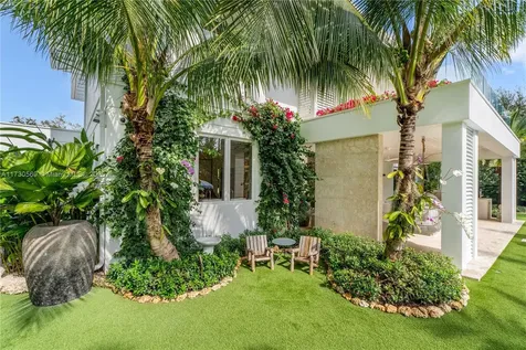 6790 SW 76th Terrace South Miami FL 33143