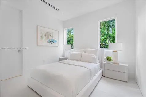 6790 SW 76th Terrace South Miami FL 33143