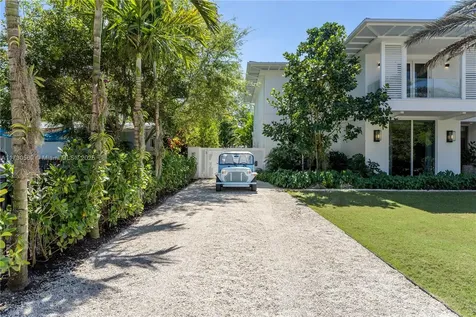 6790 SW 76th Terrace South Miami FL 33143