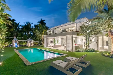 6790 SW 76th Terrace South Miami FL 33143