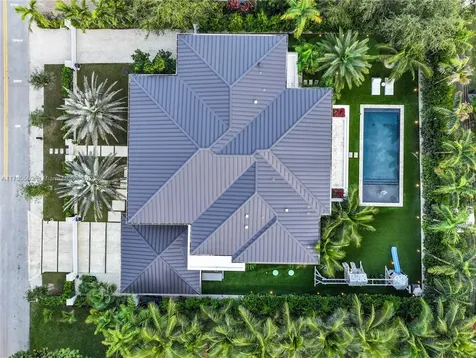 6790 SW 76th Terrace South Miami FL 33143