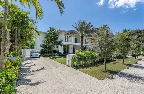 6790 SW 76th Terrace South Miami FL 33143