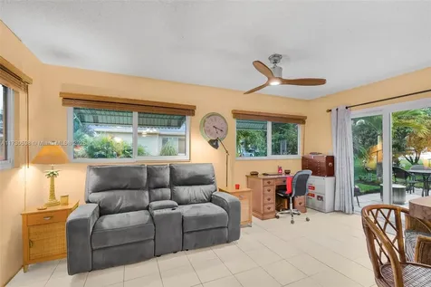 4902 NW 42nd Avenue Tamarac FL 33319