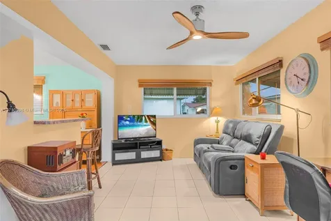 4902 NW 42nd Avenue Tamarac FL 33319