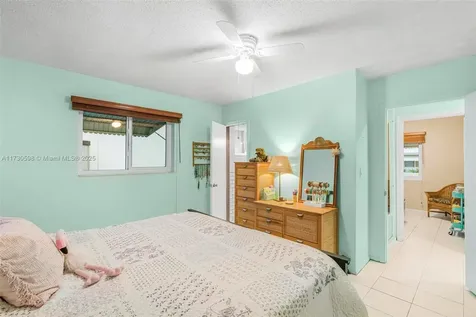 4902 NW 42nd Avenue Tamarac FL 33319