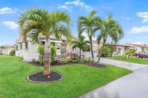 4902 NW 42nd Avenue Tamarac FL 33319