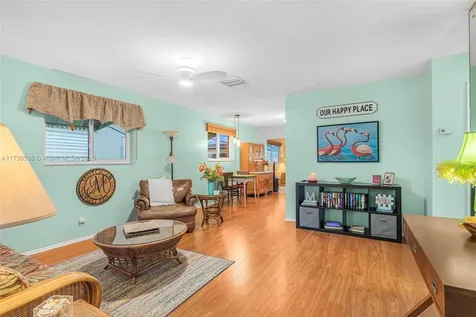 4902 NW 42nd Avenue Tamarac FL 33319