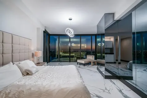 18555 Collins Avenue Sunny Isles Beach FL 33160