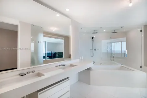 18555 Collins Avenue Sunny Isles Beach FL 33160