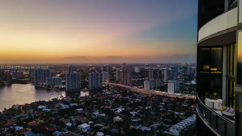 18555 Collins Avenue Sunny Isles Beach FL 33160