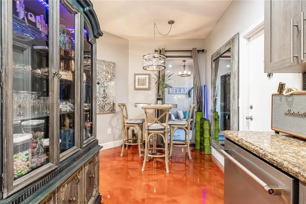 10412 Plaza Centro Boca Raton FL 33498