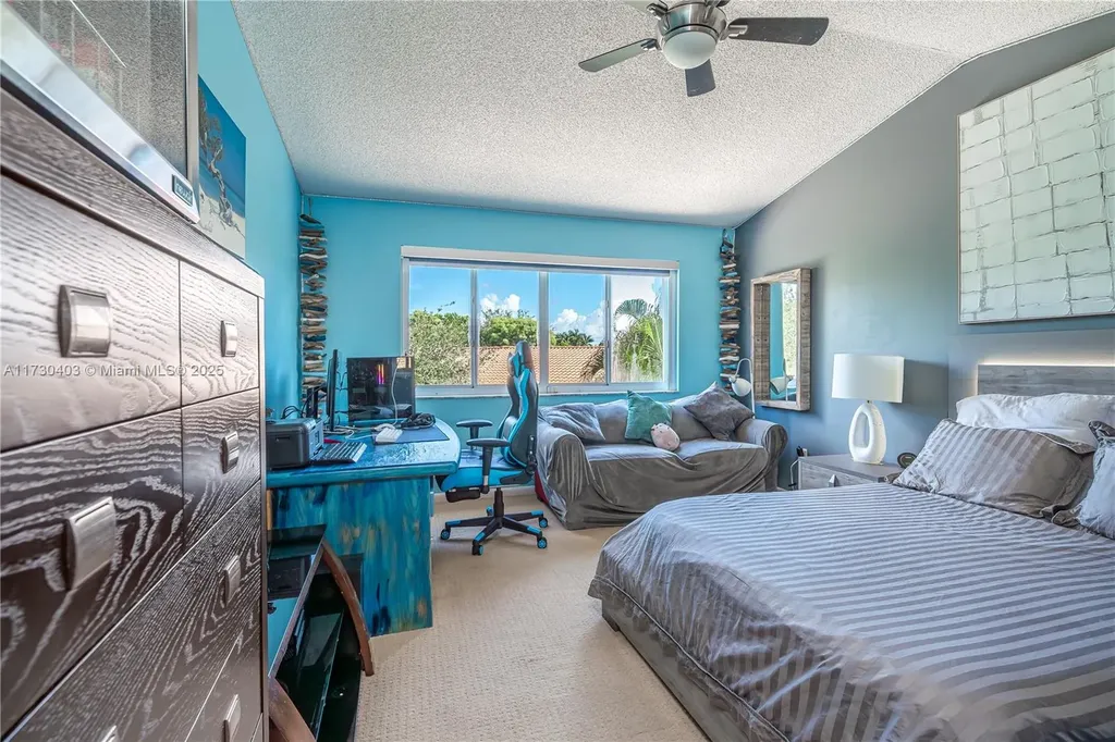 10412 Plaza Centro Boca Raton FL 33498