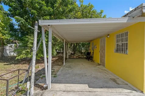 701 NE 170th Street North Miami Beach FL 33162