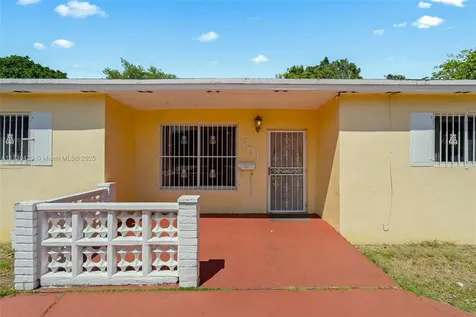 701 NE 170th Street North Miami Beach FL 33162