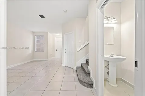 2466 SE 15th Court Homestead FL 33035