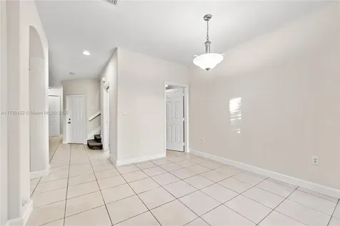 2466 SE 15th Court Homestead FL 33035