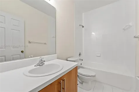 2466 SE 15th Court Homestead FL 33035